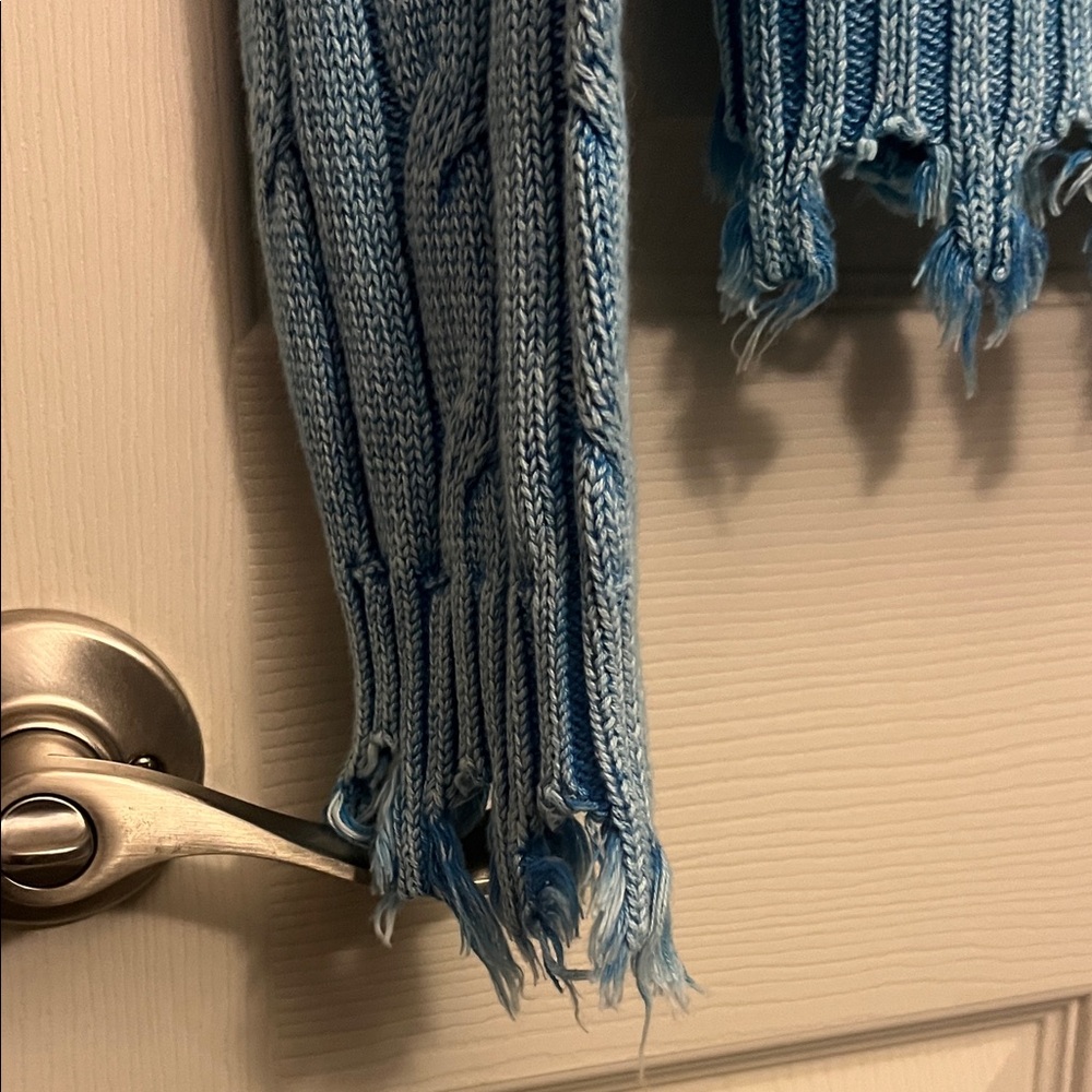 Cozy Blue Cable Knit Sweater - Picture 4 of 8